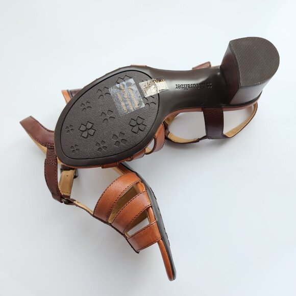 Naturalizer Size 6.5 Block Heel Leather Sandals - Picture 2 of 3